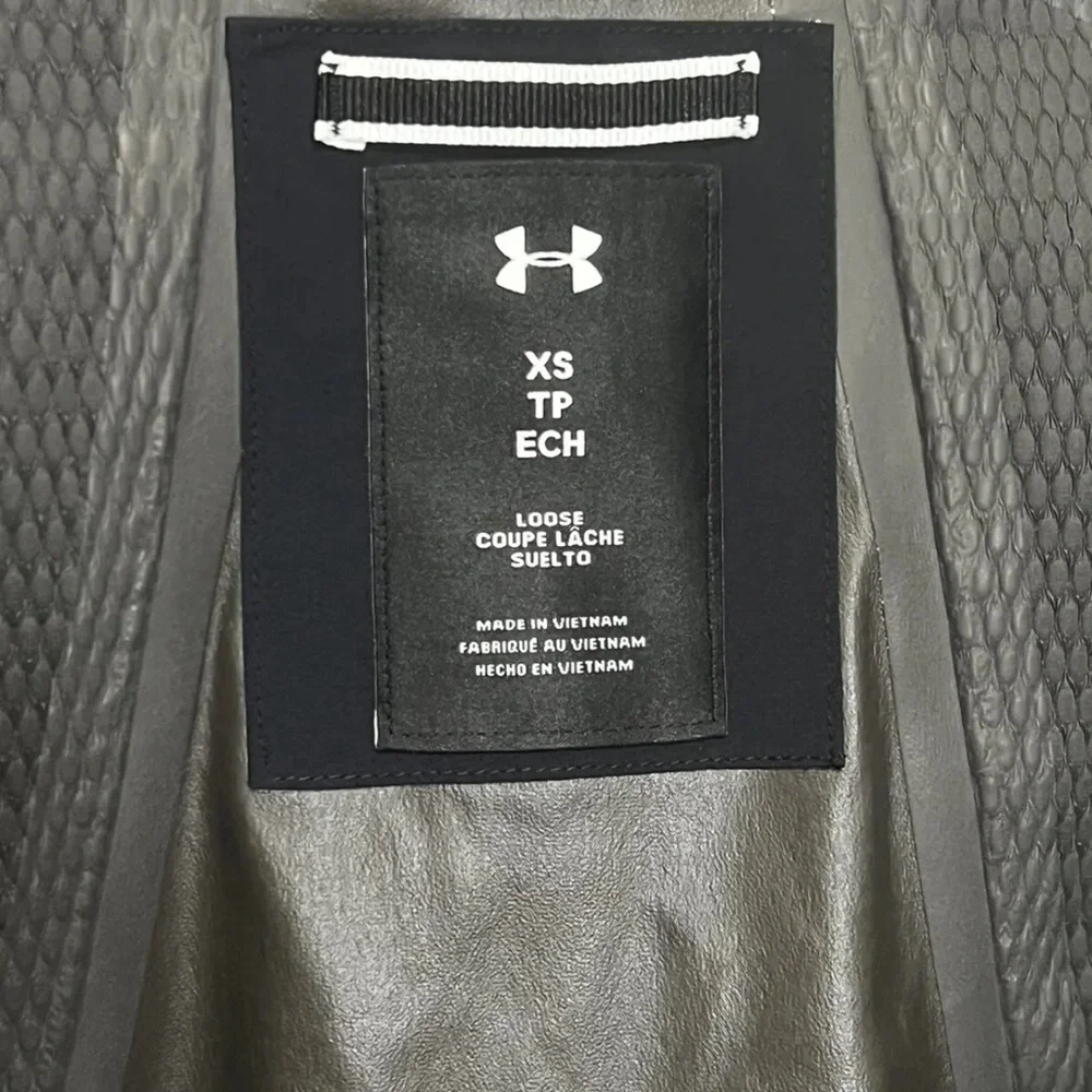 New GORE-TEX Under Armour Storm Golf‎ Rain Jacket